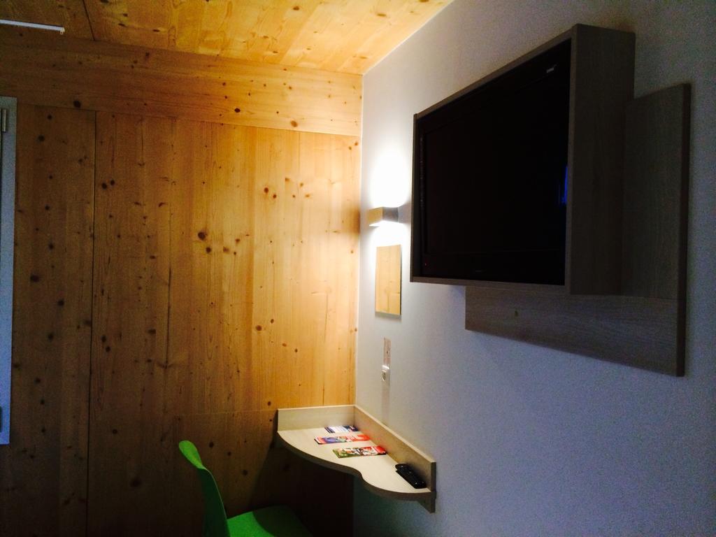 Fasthotel Dunkerque Grande-Synthe Rom bilde